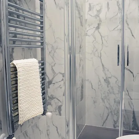 House 21 Casa de hóspedes 3*