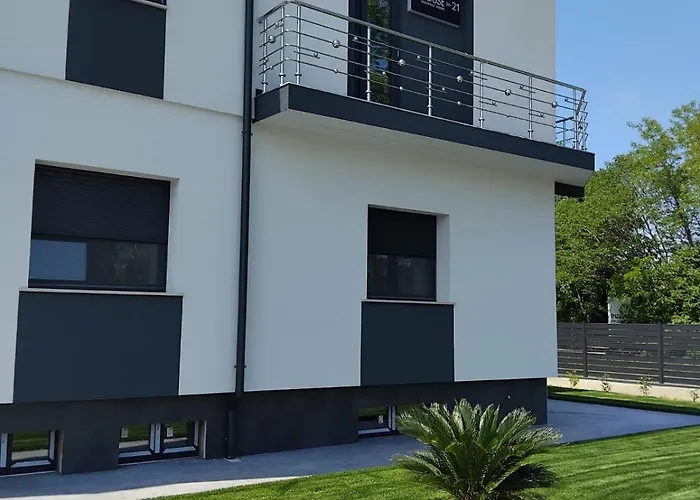 Πανσιόν House 21 Collecchio